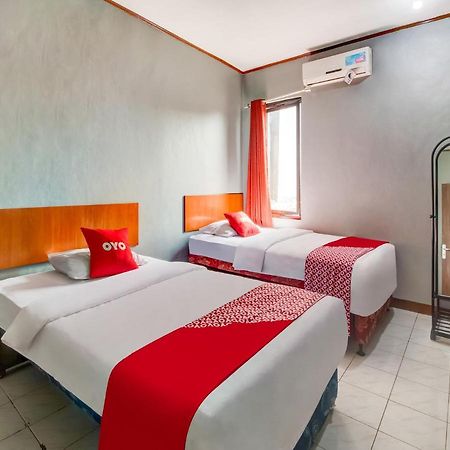 Oyo 3750 Elder Guest House バンドゥン エクステリア 写真