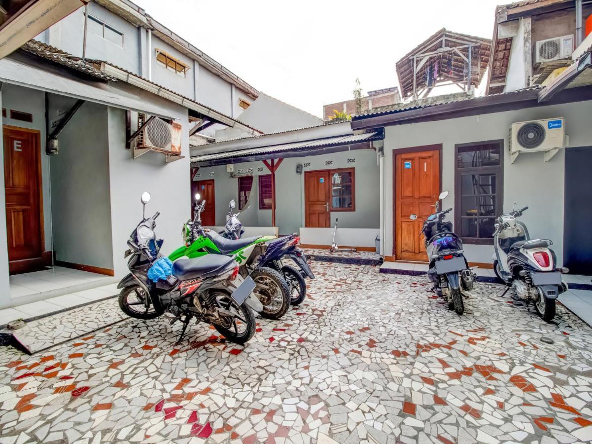 Oyo 3750 Elder Guest House バンドゥン エクステリア 写真