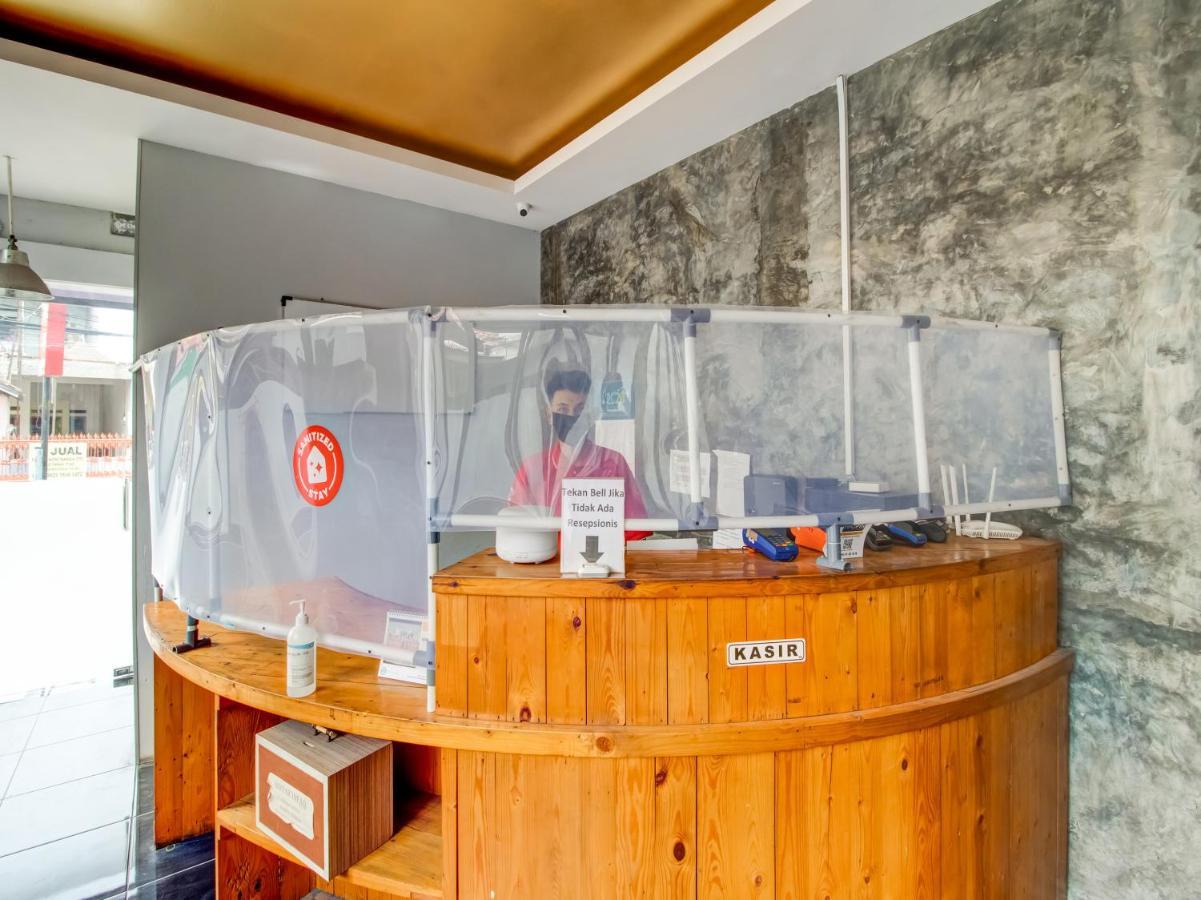 Oyo 3750 Elder Guest House バンドゥン エクステリア 写真